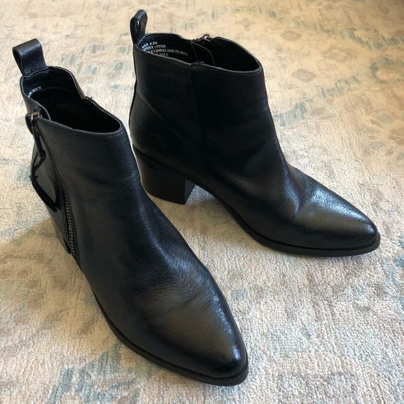 steve madden alden leather zip ankle boot